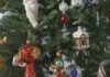 Sopros de Nadal amosa pequenas obras de arte para a árbore