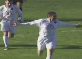 Padín dalle a vitoria ó Boiro no derbi co Arousa