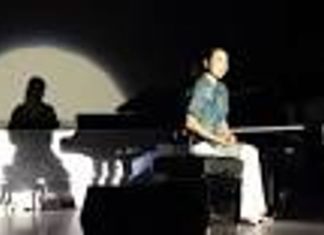 Cáritas Ribeira organiza un concerto benéfico da pianista Mine Kawakami