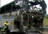 Arde un autobús que transportaba 50 escolares de Vilagarcía