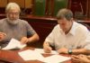 O concello de Ribeira e o Club Náutico asinan un convenio de colaboración