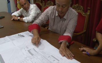 Vilanova e Vilagarcía reciben o proxecto de ampliación do hospital