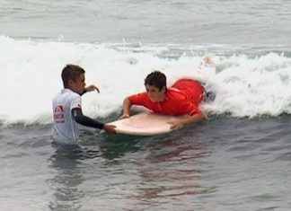 O surf chega aos Campamentos de A Lanzada para quedarse
