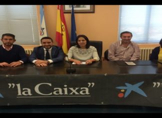 O executivo sonense firma un convenio de colaboración con La Caixa