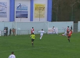 Pouco fútbol no derbi entre o Boiro e o Arousa