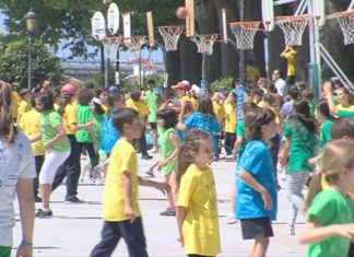 Máis de mil nenos achéganse ao balonces grazas ao Torneo 3×3 do Arxil