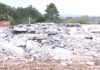Comeza a demolición dos chalés de Dorrón