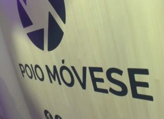 Poio móvese polo deporte e vístese de longo na súa primeira Gala