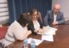 A Conselleira de Infraestruturas aposta en Lousame polo transporte escolar integrado