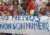 Pais e alumnos de O Piñeiriño protestan para ter un mestre de 5º de Infantil