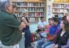 A directora xeral de Xuventude participa nunha xornada de `mentoring’ no IES da Cachada