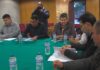 Somos asistirá á reunión de mañá e apela ao diálogo