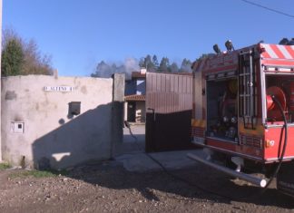 Un incendio calcina unha vivenda na aldea de Sueiro