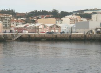 Portosde Galicia construirá un pantalán de descarga na lonxa de Ribeira