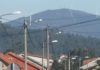 O alumeado público de Cambados tivo que facerlle fronte a máis de 1.100 incidencias o ano pasado O Concello de Cambados mellora a instalación do alumeado público na parroquia de Oubiña. A actuación do goberno local centrouse na zona da Cereixeira, onde se instalou un novo cadro elécticro e se repuxeron luminarias e cableado.