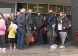 Comerciantes das rúas peonalizadas piden que se restableza o acceso rodado