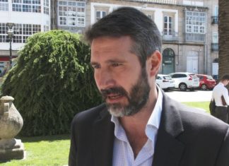 Vilagarcía pide reunirse con Ethel Vázquez para aclarar a situación do transporte metropolitano