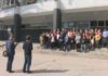 O concello de Ribeira homenaxea a quince traballadores municipais
