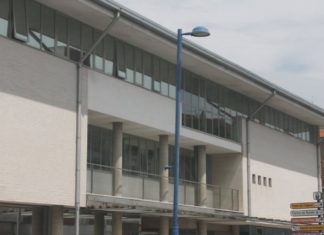O goberno de Cambados levará ao Pleno o peche da atención primaria polas tardes no ambulatorio