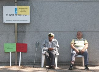 Denuncian presións ao persoal da residencia de Campolongo, en Pontevedra, tralas peticións de melloras no centro Denuncian presións ao persoal da residencia de Campolongo tralas peticións de melloras no centro