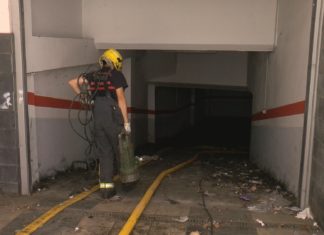 A Garda Civil de Boiro investiga as causas dun incendio nun garaxe desocupado na rúa Dereitos Humáns