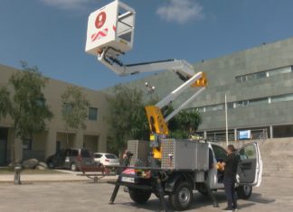 Ravella adquire unha furgoneta grúa para o seu parque de maquinaria municipal