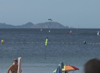 Sanxenxo lanza unha experiencia piloto de rescate nas praias con drons