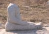 Investigan a decapitación ‘a golpes’ de catro estatuas no Grove