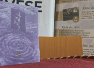 Retómase o ‘Poio móvese’ cunha ruta polos petróglifos da Caeira