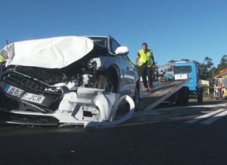 Unha nena de tres anos en coma e outras dúas persoas feridas nunha colisión en Vilanova