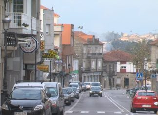 Xuntanza a tres entre veciños, o Concello de Sanxenxo e a Subdelegación para frear a vaga de roubos en Vilalonga