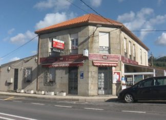 Os ladróns entran roubar na mesma noite nun bar de Vilagarcía e noutro de Meis
