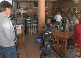 Alumnas dun colexio de Sanxenxo rodan unha curta para loitar contra as violencias machistas