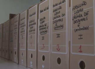 A familia de Luís Rei cede ao Concello de Cambados o legado do historiador