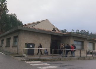 O médico de Meaño di que non pode máis: hai días que atende a máis de 70 pacientes