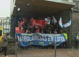 O sector das ambulancias intensifica as súas protestas e anuncia folga indefinida