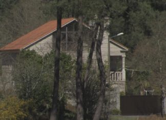 Un home asasina a súa muller en Valga e despois suicídase Un home asasina a súa muller en Valga e despois suicídase