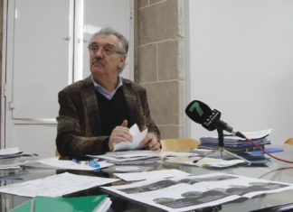 4000 cartas enviará o Concello de Caldas ós veciños pola paralización do Centro de Saúde 4000 cartas enviará o Concello de Caldas ós veciños pola paralización do Centro de Saúde