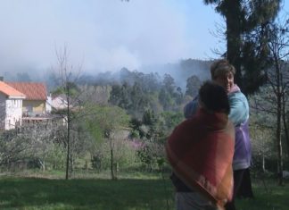 A Xunta dá por estabilizado o incendio de Rianxo