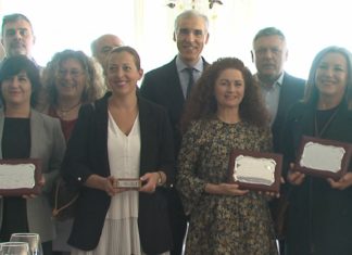 A Mancomunidade recoñece a colaboración das empresas no Emprega Salnés A Mancomunidade recoñece a colaboración das empresas no Emprega Salnés