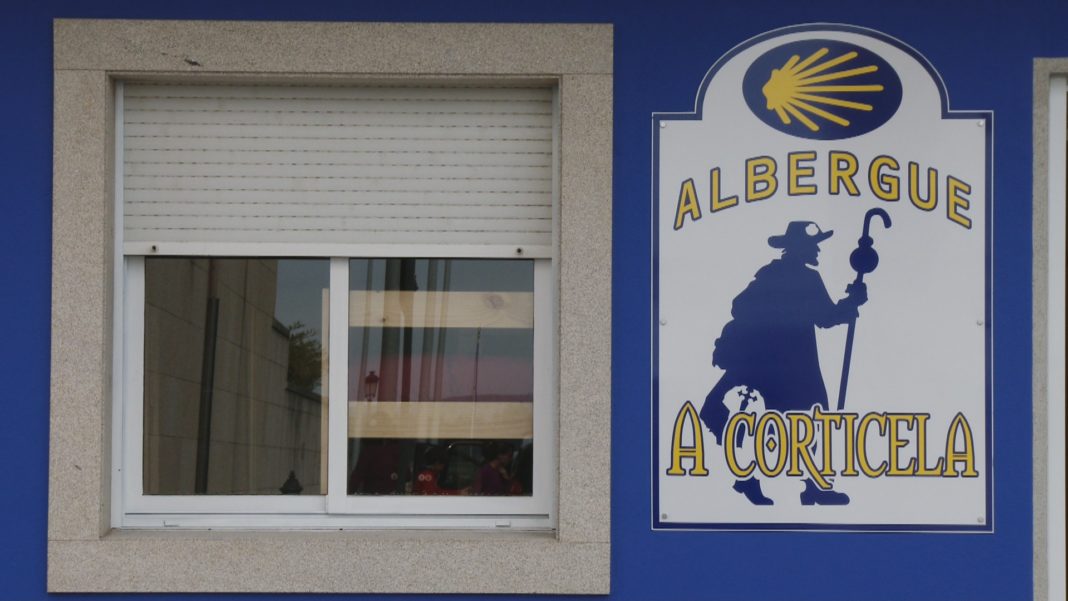 Vilanova inaugura o albergue A Corticela