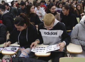 “Mulleres en acción, violencia zero” no Grove para concienciar os máis mozos da lacra da violencia machista "Mulleres en acción, violencia zero" no Grove pra concieciar ós máis mozos