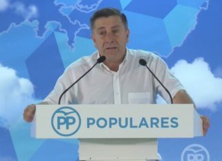 Ruíz aposta por unha ampla renovación na súa candidatura