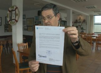 Os xubilados de Rianxo enfróntanse a unha nova orde de desafiuzamento