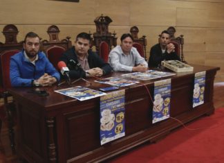 Cambados celebra o éxito das Xornadas da Ostra con máis 3.000 unidades vendidas Cambados celebra o éxito das Xornadas da Ostra con máis 3.000 unidades vendidas