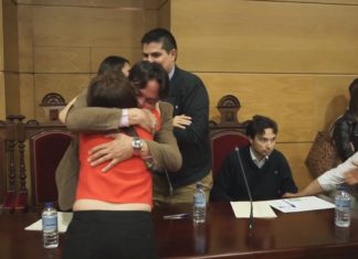 As alcaldías de Cambados e Meaño seguen no aire a escasas horas dos plenos de investidura