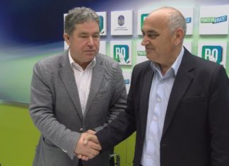 O BNG e o PSOE asinan un pacto de goberno que converterá a Lores no vindeiro alcalde de Pontevedra
