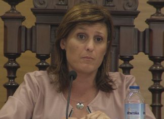 A alcaldesa de Cambados, a única do Salnés sen soldo