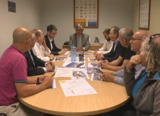 ANFACO mostra a súa preocupación polos depósitos de contedores na Pobra e Ribeira
