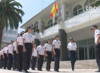 Unha nova promoción da policía infantil patrulla xa as rúas de Ribeira